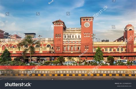 Historic Howrah Railway Station Built Colonial Stock Photo 2229685955 ...