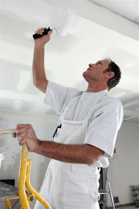 3 Qualifications a Painting Contractor Should Be Expected to Have - Art ...