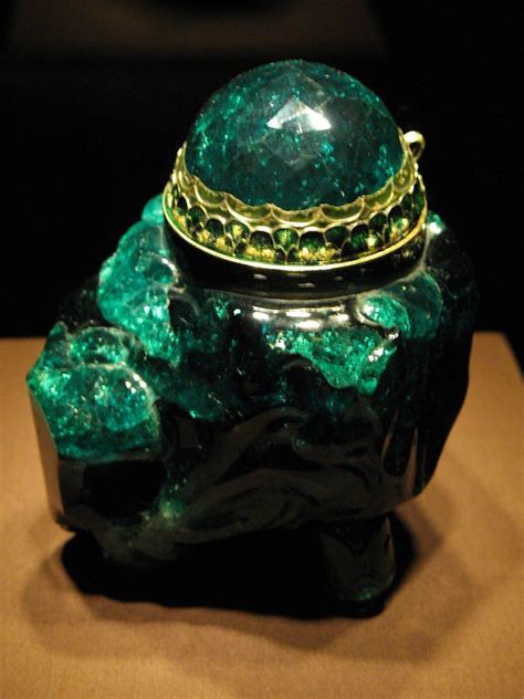 The World’s Largest Emeralds - International Gem Society | Minerals and ...