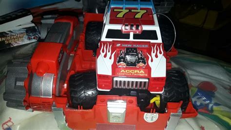 Auldey Race Tin Remote Control, Hobbies & Toys, Toys & Games on Carousell