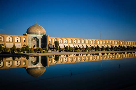 Sheikh Lotfollah Mosque Of Isfahan - Iran Front Page