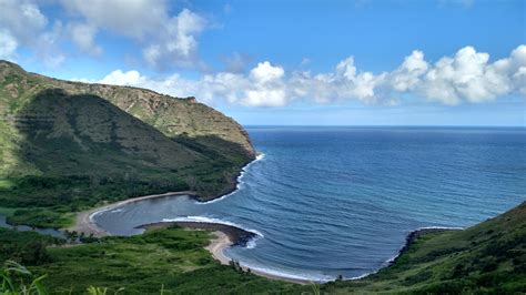 Halawa Beach Park, East Molokai Island, Hawaii : r/Tropical