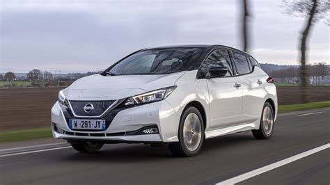 Nissan Leaf Review 2024 | Top Gear