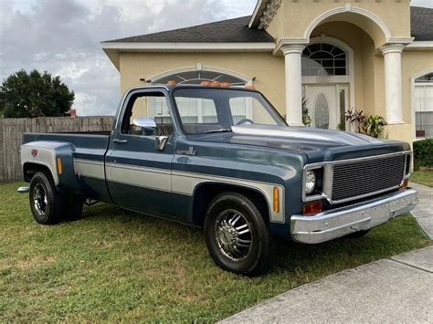 454 Powered Dually: 1975 Chevrolet C30 | Barn Finds