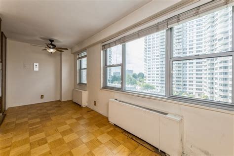 2077 Center Ave, Apt 6E, Fort Lee, NJ, 07024 | Virtual Tour | Coldwell ...