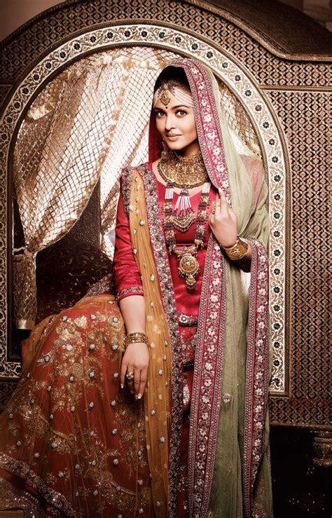 Need inspiration for your wedding? Check these gorgeous Aishwarya Rai ...