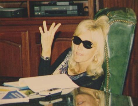 Erin Brockovich: The True Story Behind The Iconic Legal Battle