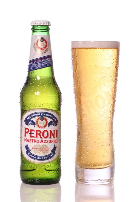 Dallas Beer Snobs: Beer Review - Peroni Nastro Azzurro