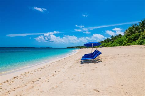 The 12 Best Beaches in Nassau, The Bahamas (Incl. Photos) - Sandals ...