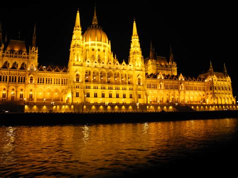 Budapest Parliament Building At Night - Hungary, Budapest, parliament ...