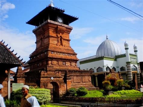 Gambar Masjid Dan Menara Kudus - Gambar Barumu