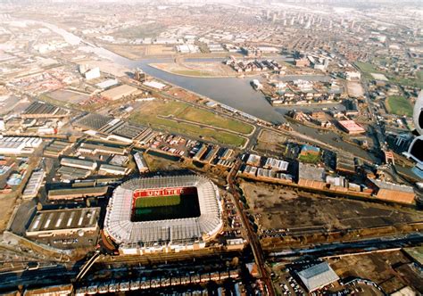 Brilliant photos capture Salford Quays' dramatic transformation from ...