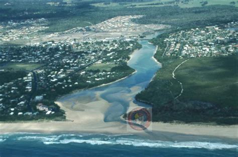 Warana - Beach in Mcdonald Islands Australian Antarctic Territory ...