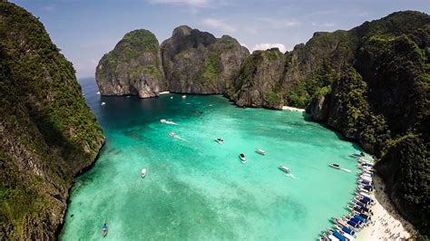 Phi Phi Island Deluxe Plus + Yao Yai Island by Speed boat (Full Day ...