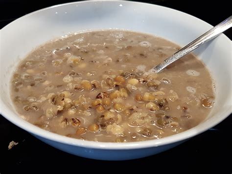 BUBUR KACANG HIJAU (Mung beans poridge with coconut milk and palm sugar)