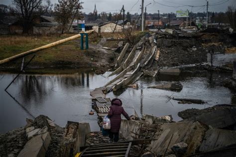 War In Ukraine's Bakhmut, Soledar 'Bloodiest' Yet, Presidential Adviser ...