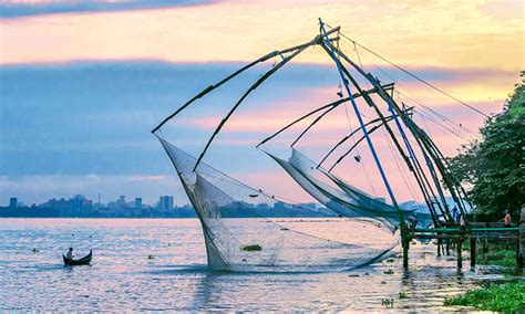 Fort Kochi Beach Kochi - Ticket Price, Timings, History, Location - YoMetro