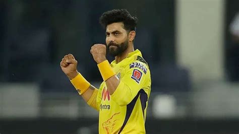 Ravindra Jadeja retained by CSK, shares photo with Dhoni