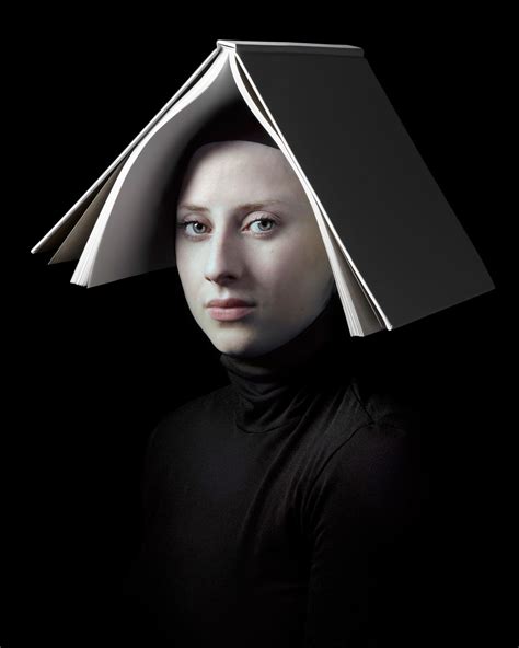 Hendrik Kerstens Photographs His Daughter in The Style of Dutch Masters ...