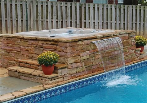 The Pool and Hot Tub Combo: How to Incorporate Both Into Your Backyard ...