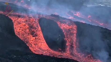 La Palma volcano: Eruption has officially ended, authorities say ...