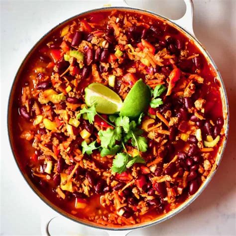 Simple Vegan Chilli con carne Recipe - Alphafoodie