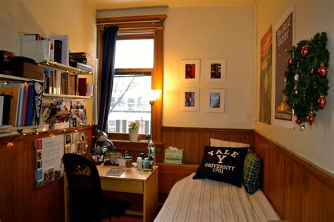 yale dorm | Tumblr | Yale dorm, University dorms, University rooms