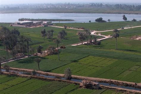 Economy: In the image above, we see agriculture in Egypt. In the ...