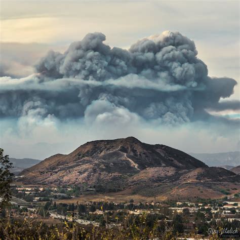 What Are Pyrocumulus Clouds? California Fires Spawn Ominous Formations ...