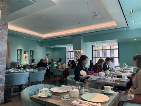 Breakfast at Tiffany's at the Blue Box Cafe - Is it worth it? - She ...