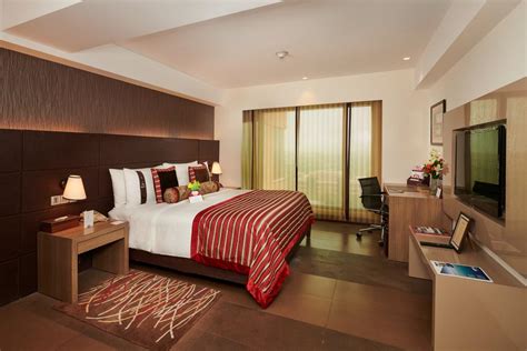 Book your Hotels at Best Price with Travelogyindia.com