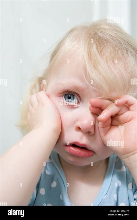 Small body crying latina girl learning photo – Telegraph