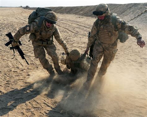 √ How Much Do Combat Medics Make Uk - Leutgard