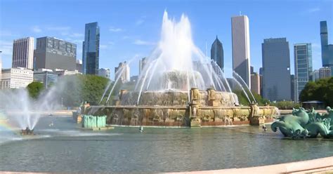 Buckingham Fountain turns on for the season on Saturday - CBS Chicago