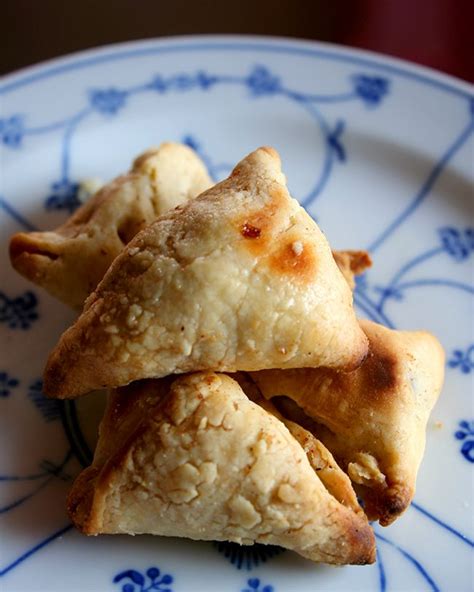 Craftsy.com | Express Your Creativity! | Baked samosa, Indian food ...