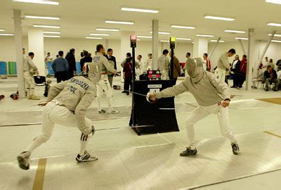 How Fencing Equipment Works | HowStuffWorks