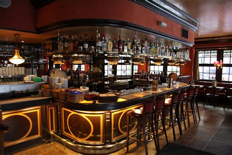 drug.opera.1st.floor.bar.JPG 3,888×2,592 pixels | Old English Bar ...