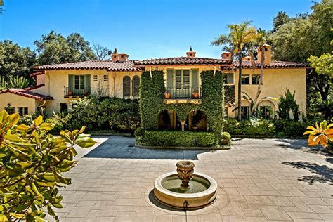 A Pasadena Spanish Colonial suits the lifestyle of the rich in 1928 and ...