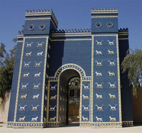 Ishtar Gate | Processional Way, Babylonian Art, Neo-Babylonian Empire ...