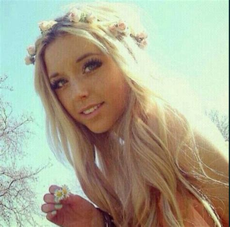 Eminem’s Daughter Hailie Mathers: PRETTY GROWN UP! – Celebrific