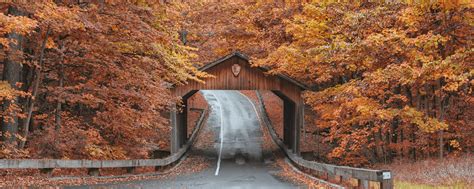 35 Must-Visit Places for Michigan Fall Colors w/ MAP