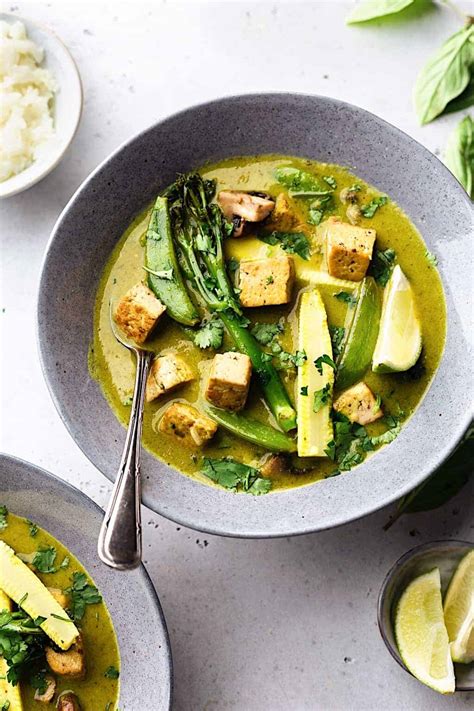 Thai Green Curry with Tofu and Vegetables - Cupful of Kale