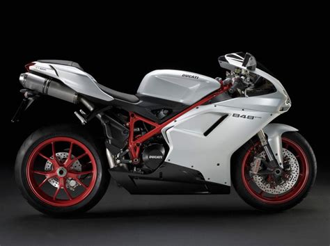 DUCATI 848 EVO (2013) Specs, Performance & Photos - autoevolution