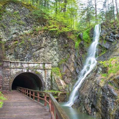 Hike to Paw Paw Tunnel, Paw Paw Tunnel, Maryland