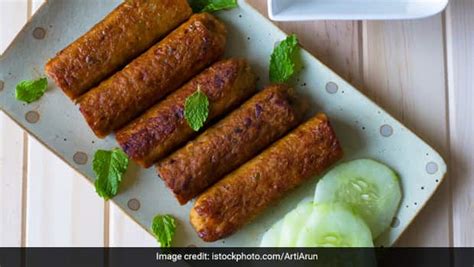 Chicken Shahi Roll Recipe - NDTV Food