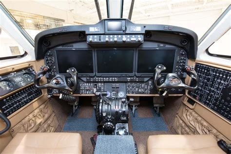 FL1110 Cockpit 1 | Tropical Aviation Distributors