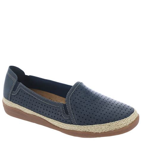 Clarks Elaina Ruby (Women's) | FREE Shipping at ShoeMall.com