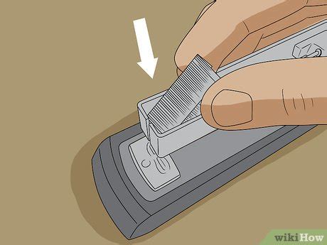 How to Fix a Jammed Manual Stapler: 10 Steps (with Pictures)