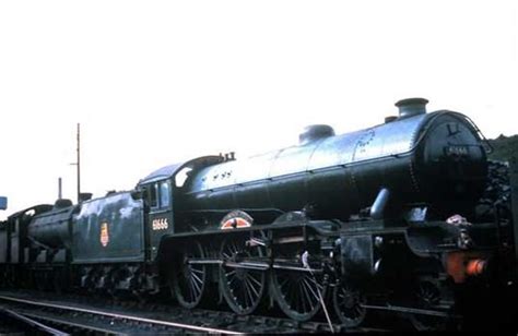 61666 NOTTINGHAM FOREST with LNER pattern 4200 gallon tender Steam ...