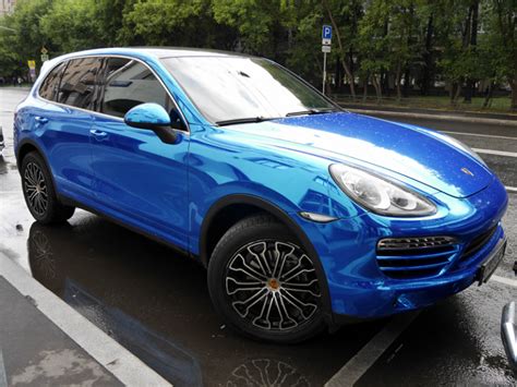 Porsche Cayenne E2: blue metallic * All PYRENEES · France, Spain, Andorra